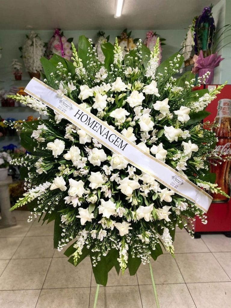 coroa-lirios-cascavel-floricultura-sempre-verde